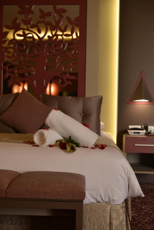 Regency Palace Hotel image 2