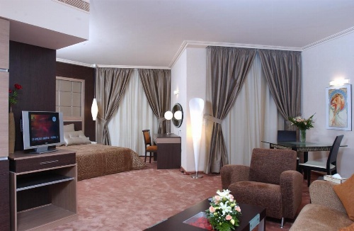 Regency Palace Hotel image 38