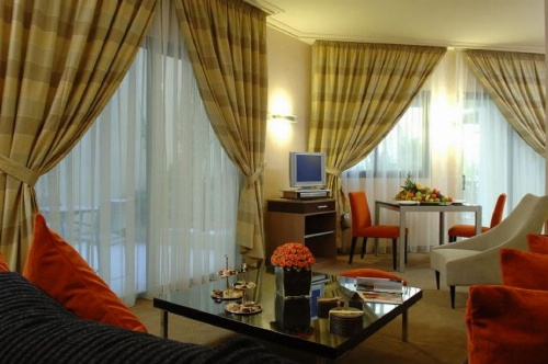 Regency Palace Hotel image 40