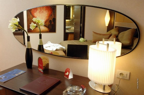 Regency Palace Hotel image 44